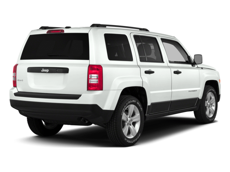 White Jeep Patriot - Rear View | Carsure